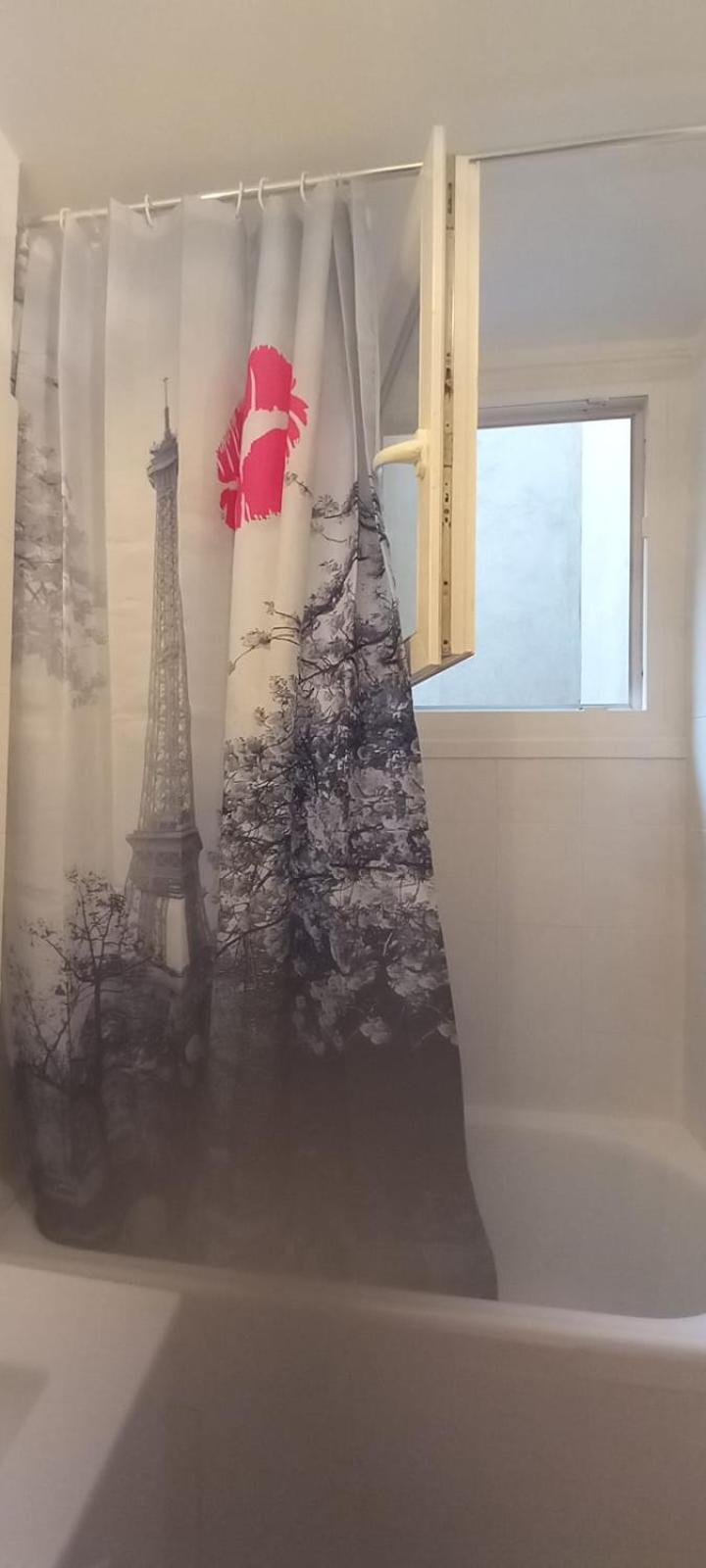 2 Chambre Arena - La Chapelle Paris Exterior photo